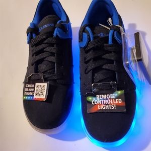 New Flash Lights sneakers blue black w/remote.